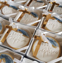 Load image into Gallery viewer, Small Bomboniere Plain Crosses (10 pack)