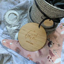 Load image into Gallery viewer, Bespoke Milestones baby hamper